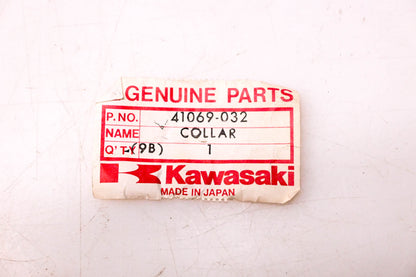 New OEM Kawasaki 41069-032 Front Axle Collar NOS