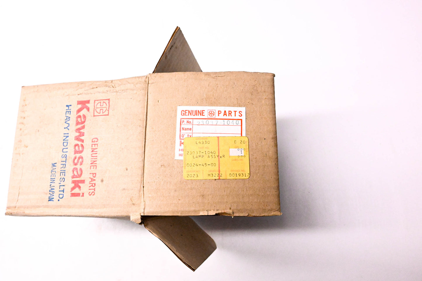 New OEM Kawasaki 23037-1040 Rear Left Turn Signal Assembly NOS