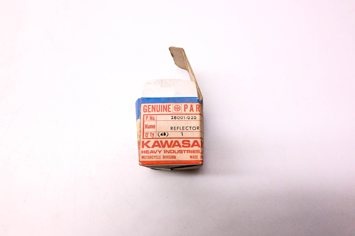 New OEM Kawasaki 28001-020 Rear Reflex Reflector NOS