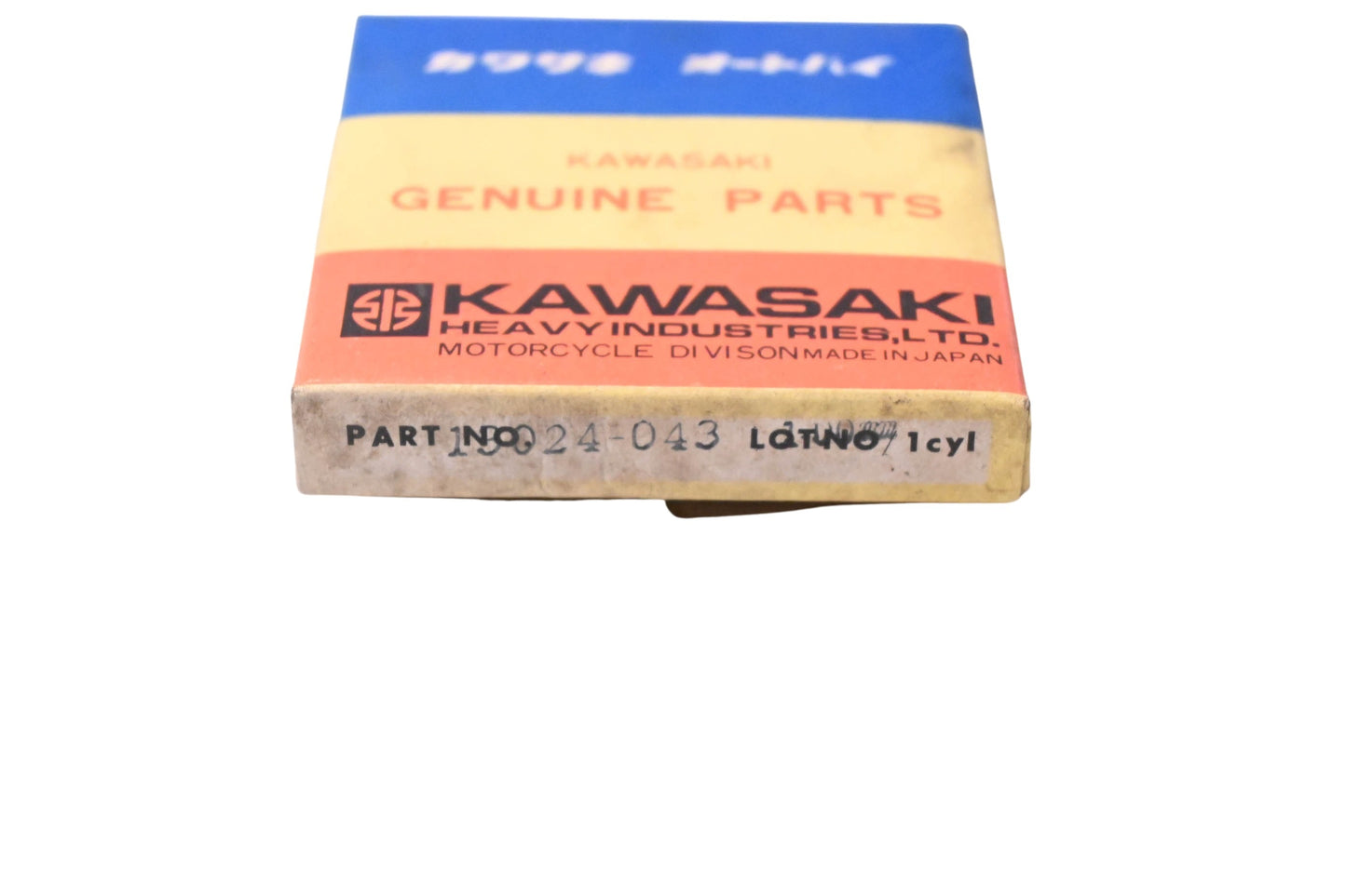 New OEM Kawasaki 13024-043 Piston Ring Kit NOS