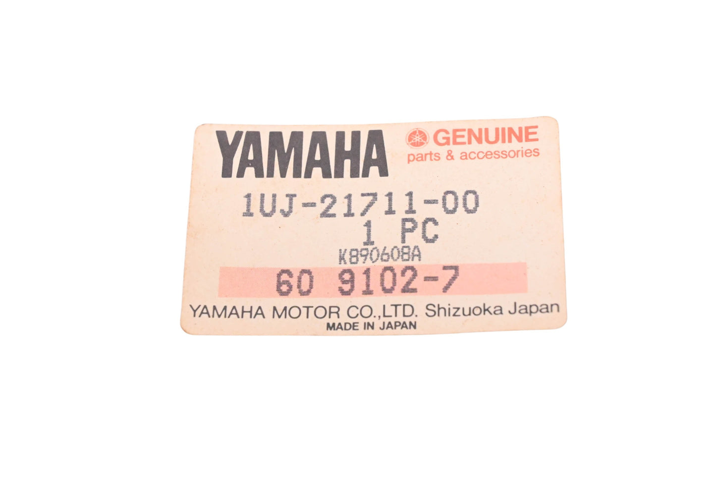 New OEM Yamaha 1UJ-21711-00-00 Left Side Cover NOS
