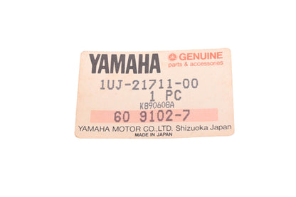 New OEM Yamaha 1UJ-21711-00-00 Left Side Cover NOS