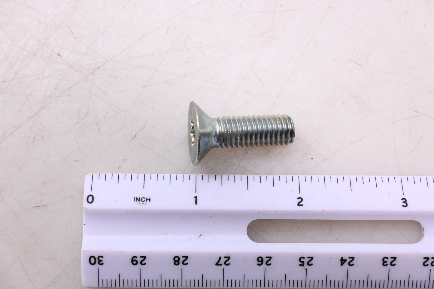 New OEM Yamaha 90149-08152-00 Middle Drive Gear Screw NOS