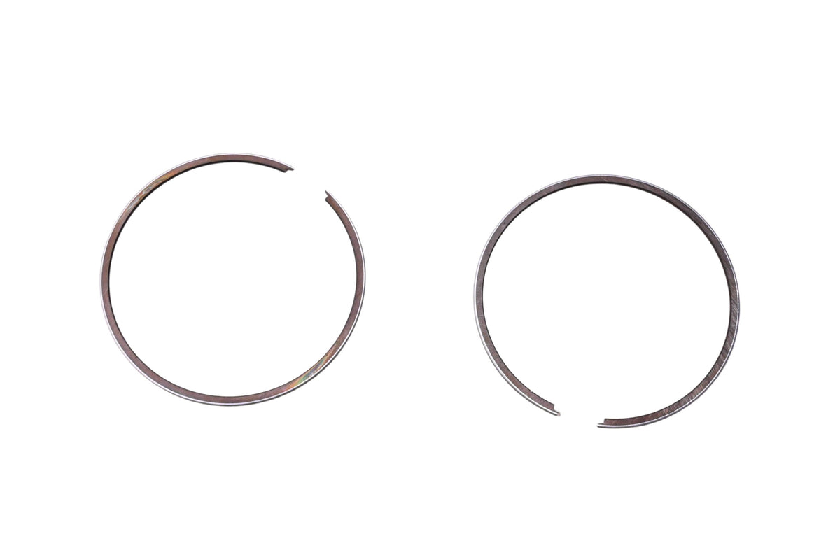 New OEM Yamaha 3R0-11601-20-00 Piston Ring Kit NOS