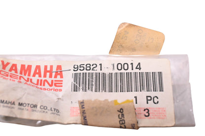 New OEM Yamaha 95821-10014-00 Flange Bolt NOS