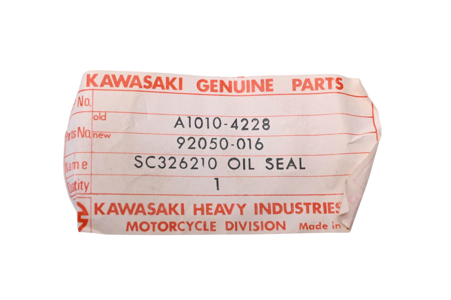 New OEM Kawasaki 92050-016 Output Shaft Oil Seal NOS