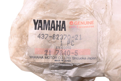 New OEM Yamaha 437-82370-21-00 Plug Cap Assembly NOS