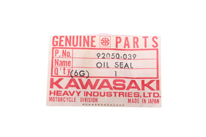 New OEM Kawasaki 92050-039 Oil Seal NOS