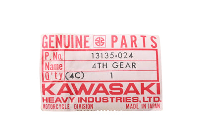 New OEM Kawasaki 13135-024 Output Shaft Fourth Gear NOS