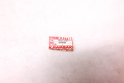 New OEM Kawasaki 46027-008 Engine Stop Switch NOS