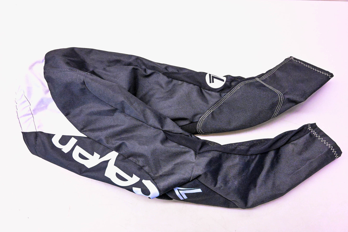 Seven MC001-13 Youth Black & White Annex Pants Size 20 NOS