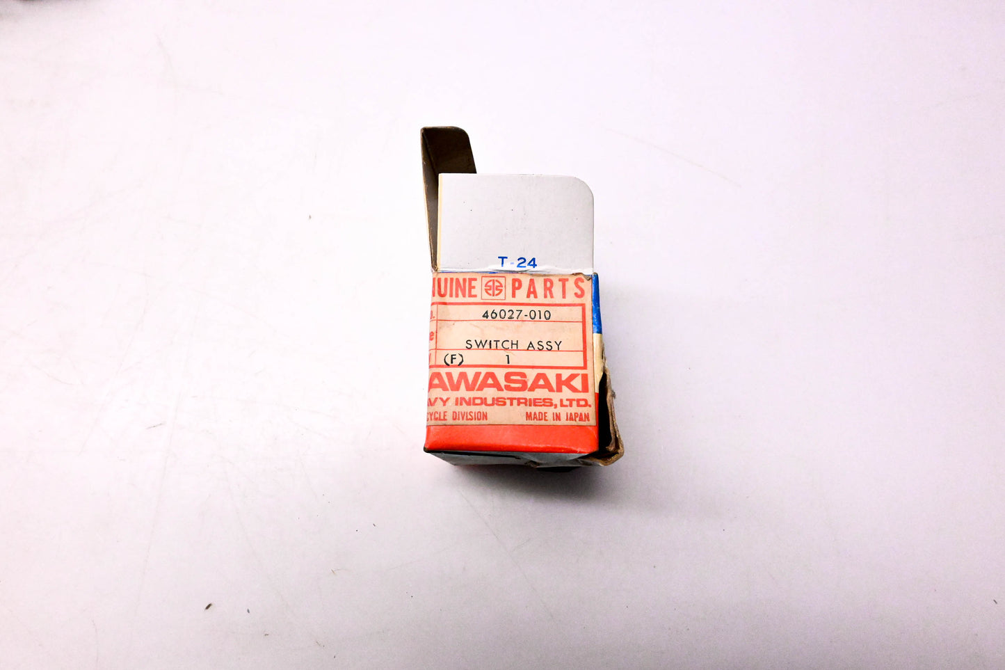 New OEM Kawasaki 46027-010 Engine Stop Switch Assembly NOS