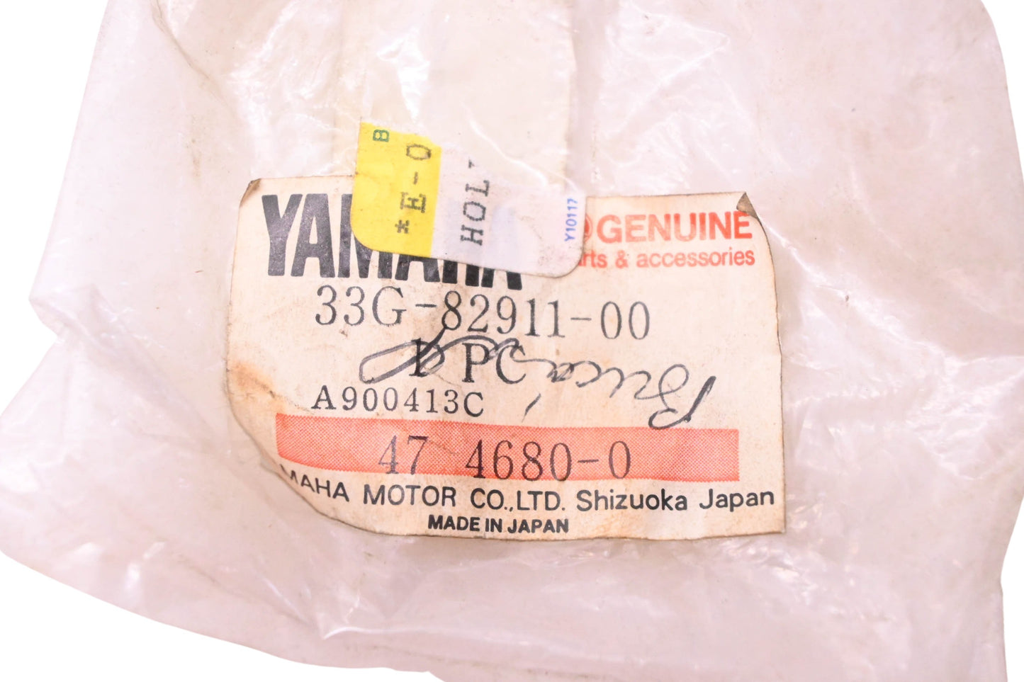 New OEM Yamaha 33G-82911-00-00 Lever Holder NOS