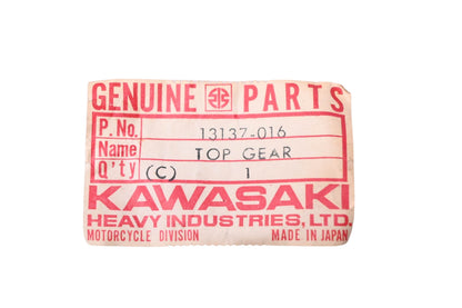 New OEM Kawasaki 13137-016 Top Output Gear 18T NOS