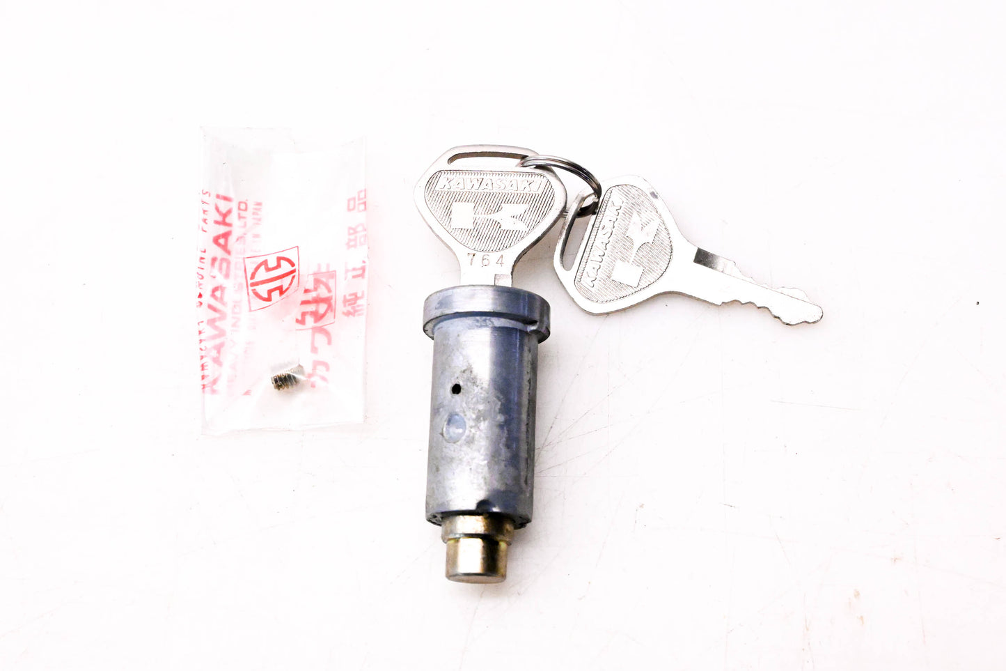 New OEM Kawasaki 27016-043 Lock Assembly NOS