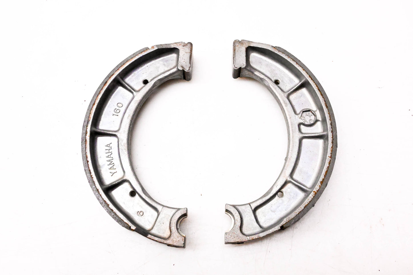 New OEM Yamaha 3BH-W2536-00-00 Brake Shoe Kit NOS