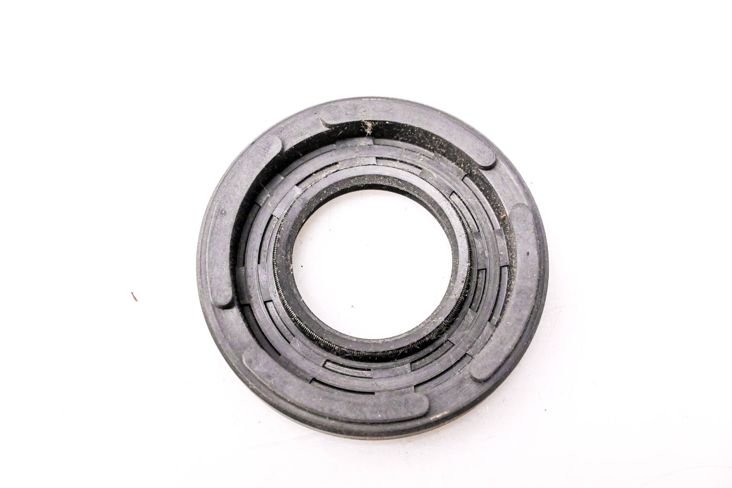 New OEM Kawasaki 92050-042 Crankshaft Oil Seal NOS