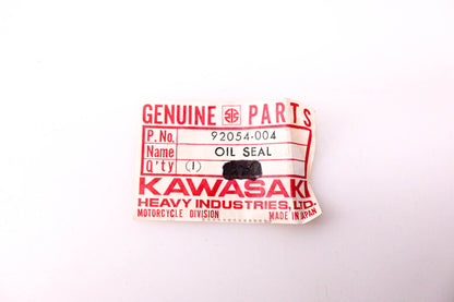 New OEM Kawasaki 92054-004 Oil Seal NOS