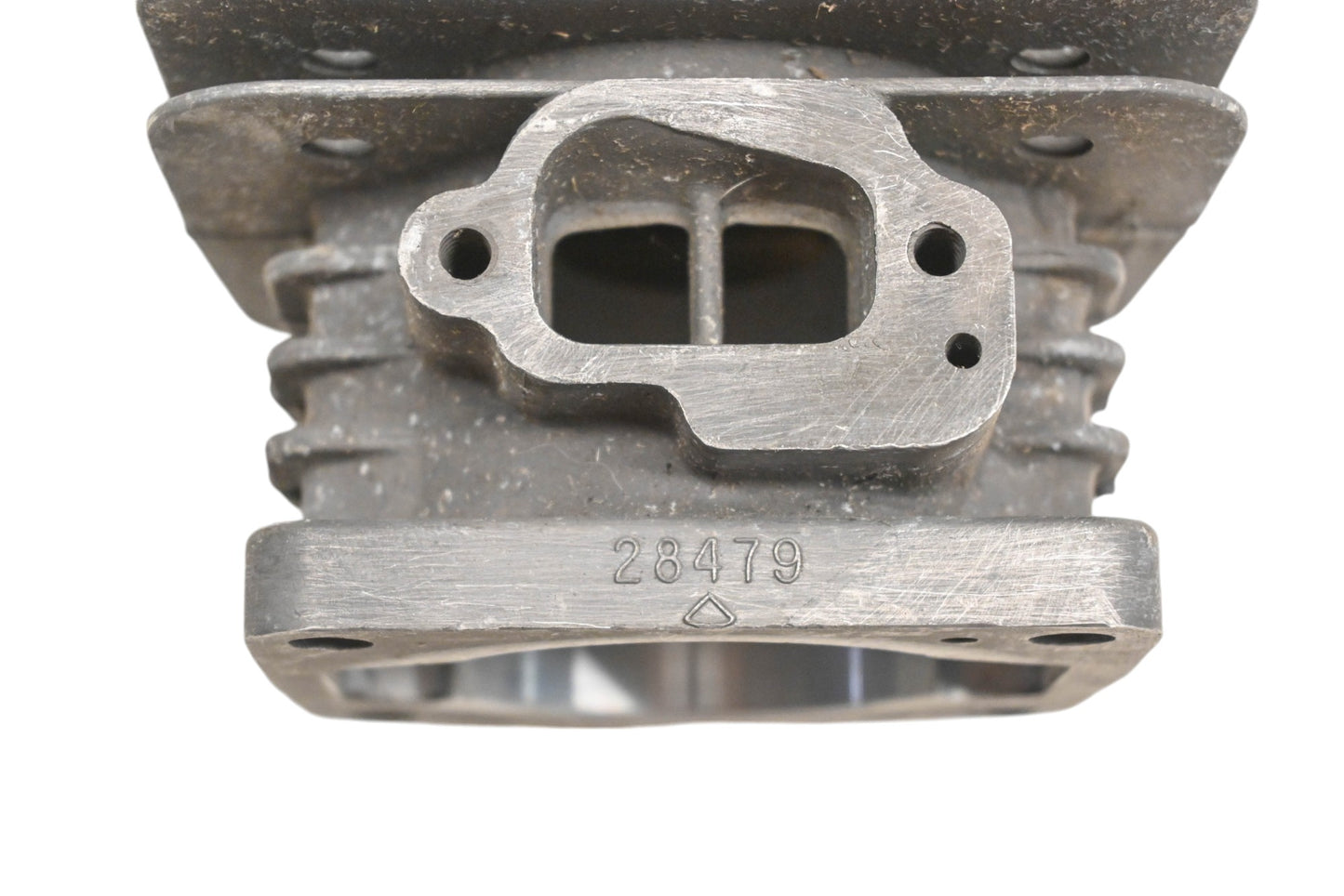 Poulan 530012066, 28479 Chainsaw Cylinder Head NOS