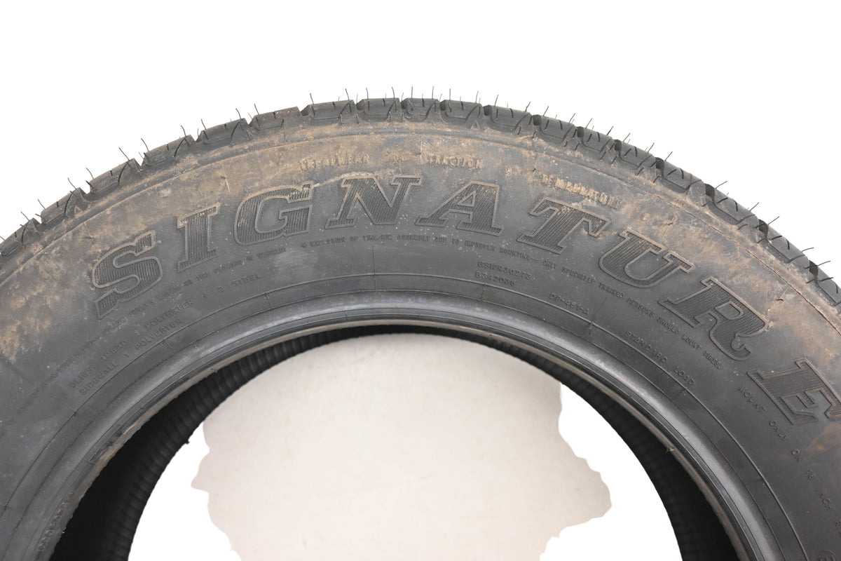 Dunlop 266-0020-64, 198538 Signature P215/60R16 94T Touring Tire NOS