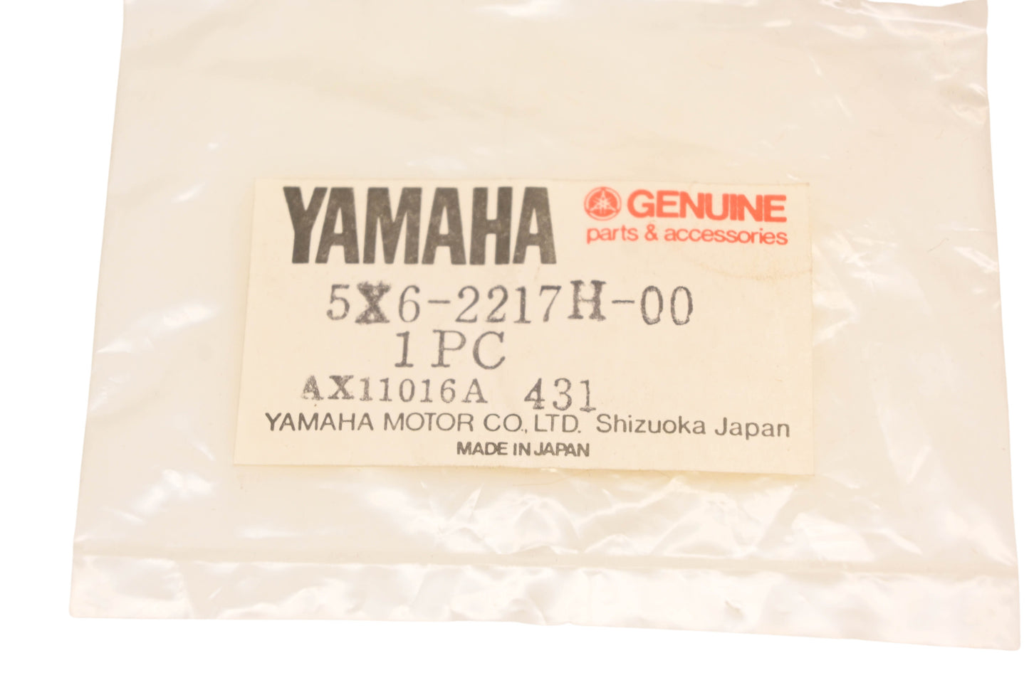 New OEM Yamaha 5X6-2217H-00-00 Dust Cover Seal NOS
