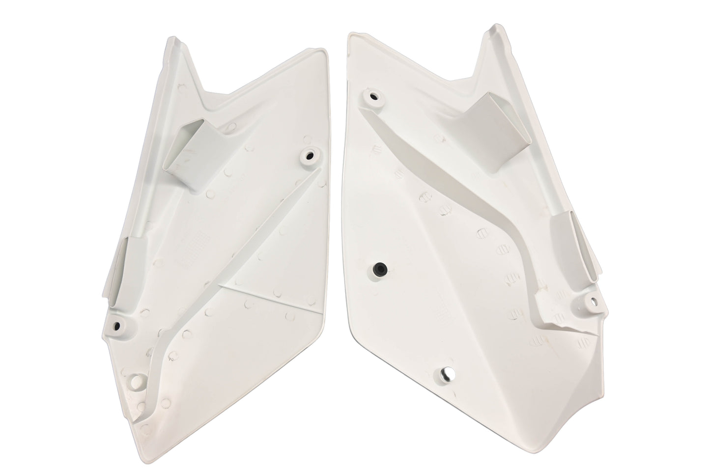 UFO Plast 0520-0612, SU04906041 White Side Panel Kit NOS