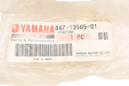New OEM Yamaha 447-13565-01-00 Carburetor Manifold Joint NOS
