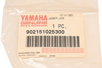 New OEM Yamaha 90215-10253-00, 9021051025300 Lock Washer NOS