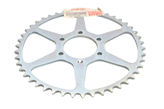 New OEM Yamaha 3Y1-25446-10-00 46T Sprocket NOS