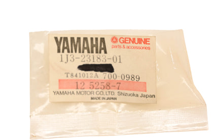 New OEM Yamaha 1J3-23183-01-00 Piston Stopper Ring NOS