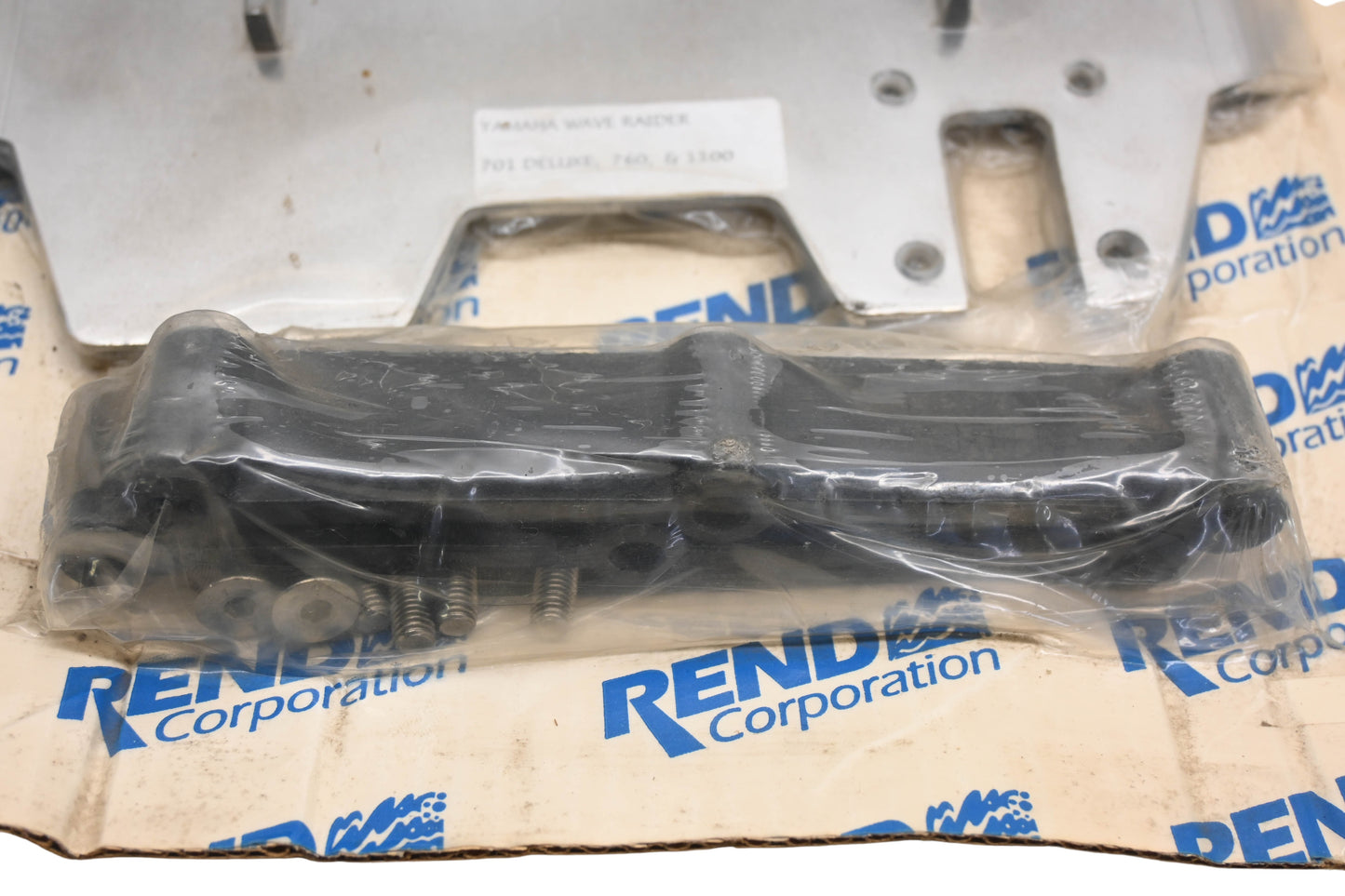 Rend Corporation 10-9805, PD2-0012 Yamaha Wave Raider Ride Plate Kit NOS