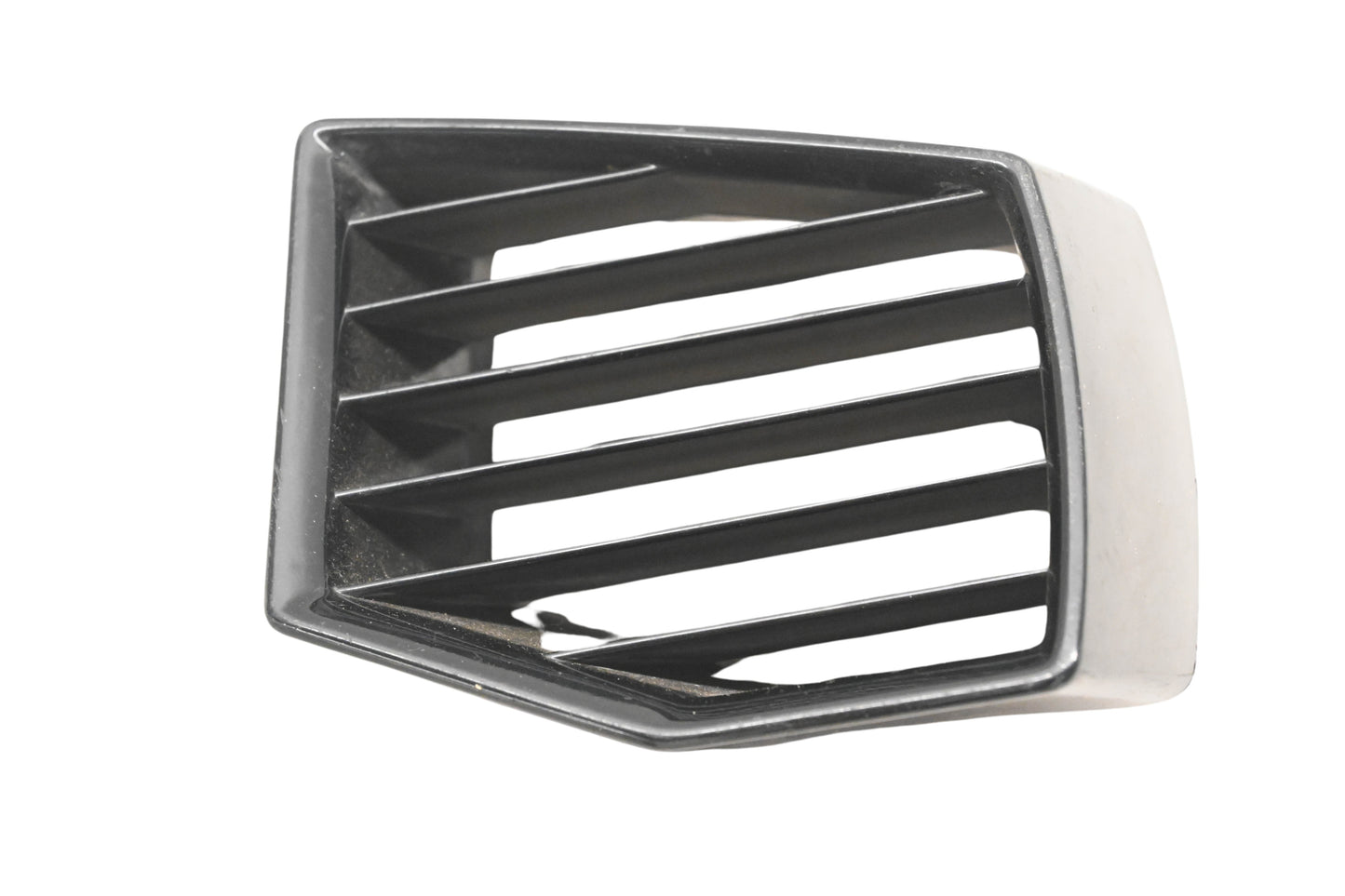 OEM Yamaha 26H-2837R-01-33 Right Air Intake Grill