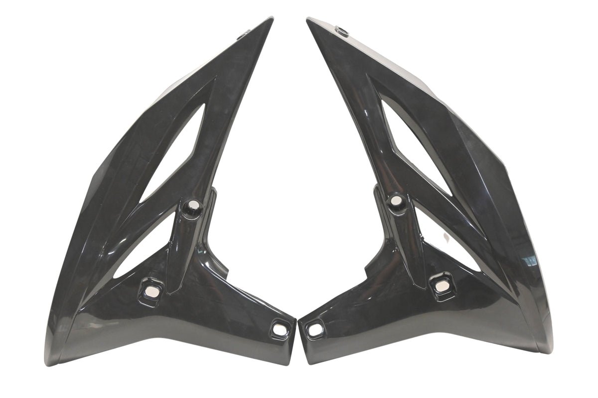 UFO Plast 117187, YA04828001, 11-7187 Black Side Panel Kit NOS