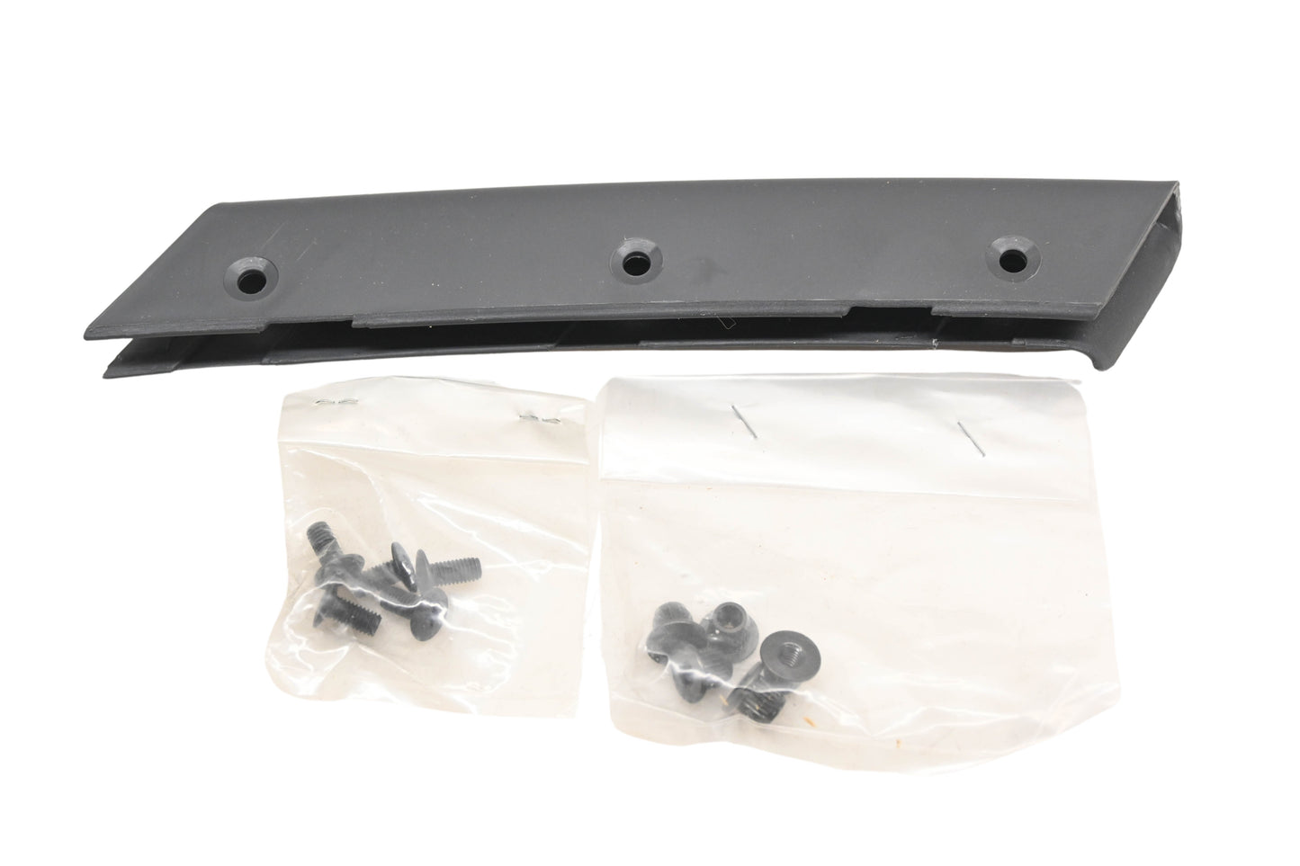 New OEM Yamaha 90891-70004-00 Lefthand Stern Gunnel Kit NOS