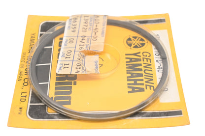 New OEM Yamaha 1W5-11610-40-00 Piston Ring Kit NOS