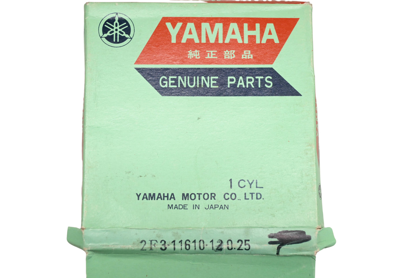 New OEM Yamaha 2F3-11610-12-00 Piston Ring Kit NOS