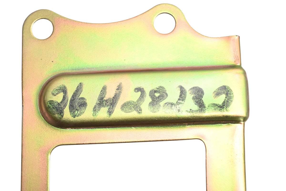 New OEM Yamaha 26H-28232-00-00 Accessory Bracket NOS