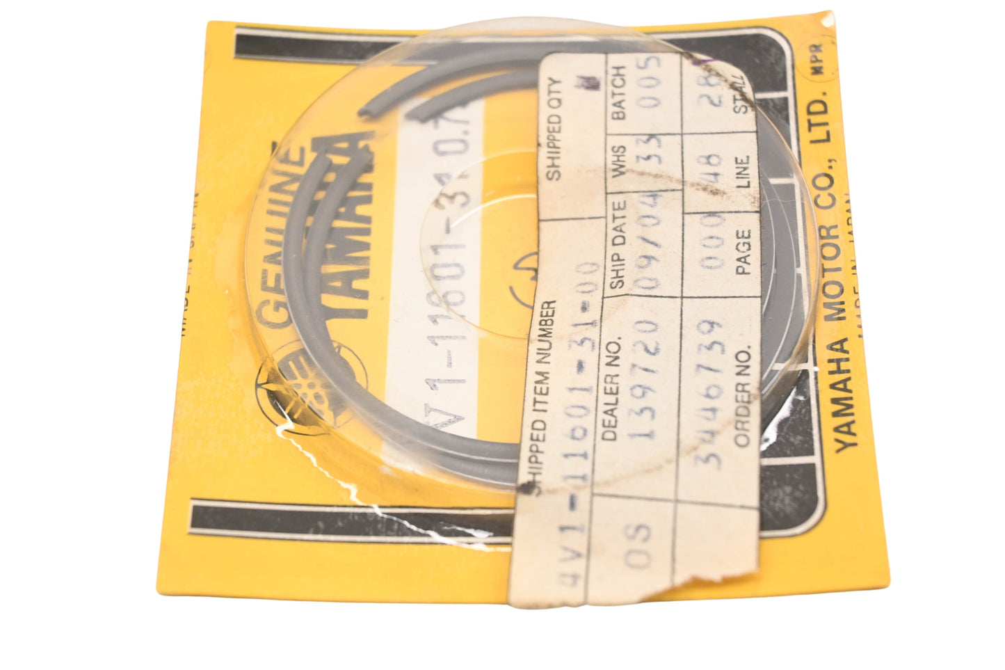 New OEM Yamaha 4V1-11601-31-00 Piston Ring Kit NOS