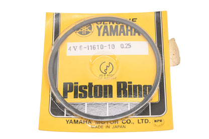 New OEM Yamaha 4V6-11610-10-00 Piston Ring Kit NOS