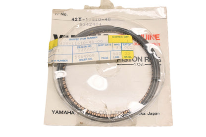 New OEM Yamaha 42Y-11610-40-00 Piston Ring Kit NOS