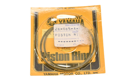 New OEM Yamaha 5X2-11601-30-00 Piston Ring Kit NOS