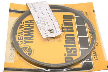 New OEM Yamaha 3R5-11601-30-00 Piston Ring Kit NOS