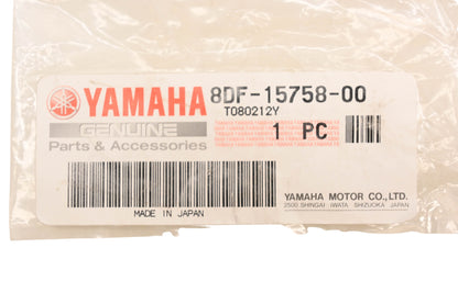 New OEM Yamaha 8DF-15758-00-00 Rope Guide NOS
