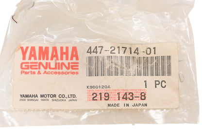 New OEM Yamaha 447-21714-01-00 Battery Cover Knob NOS