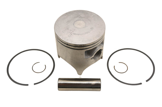 New OEM Yamaha 5X5-11630-10-00 Piston Kit NOS