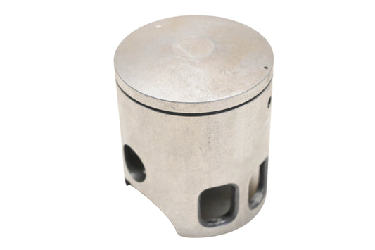 New OEM Yamaha 427-11637-01-00 Piston NOS