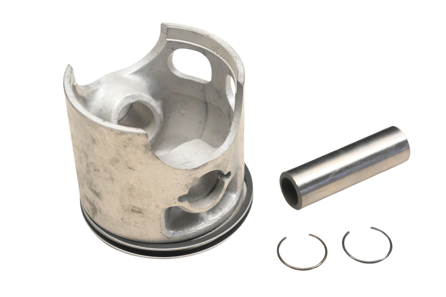 New OEM Yamaha 4V5-11630-10-00 Piston Kit NOS