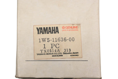 New OEM Yamaha 1W5-11636-00-00 Piston NOS