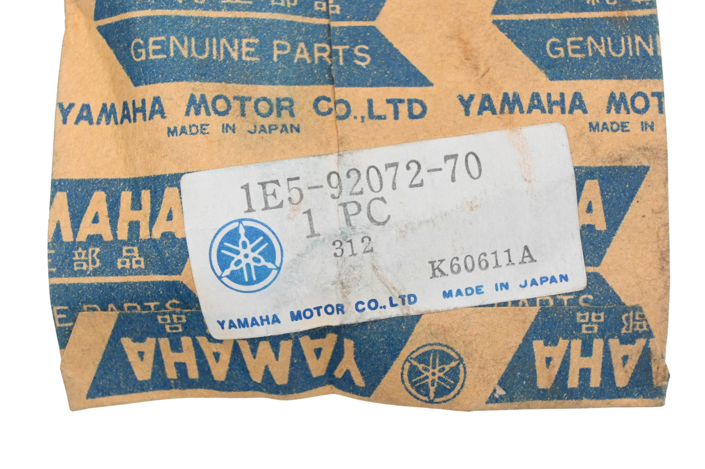 New OEM Yamaha 1E5-92072-70-00 Spacer NOS
