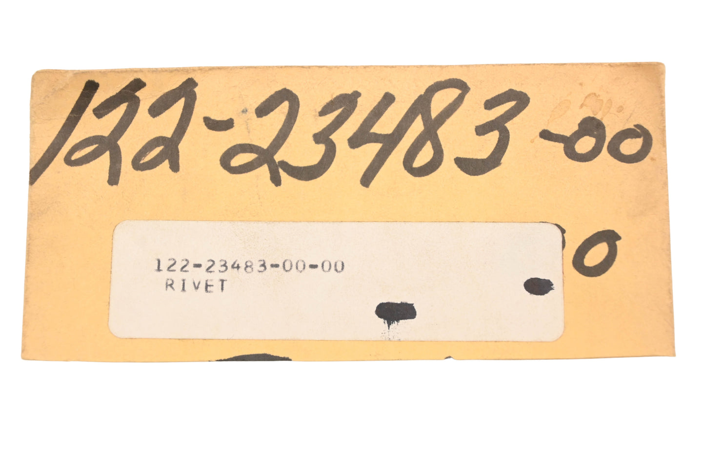 New OEM Yamaha 122-23483-00-00 Rivet NOS